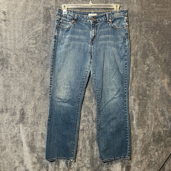 Levis Lowrise Bootcut Jeans Womens 14M Medium Wash Faded 572 Western Outdoors - Picture 1 of 9